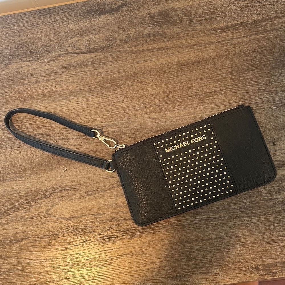 Michael Kors wristlet